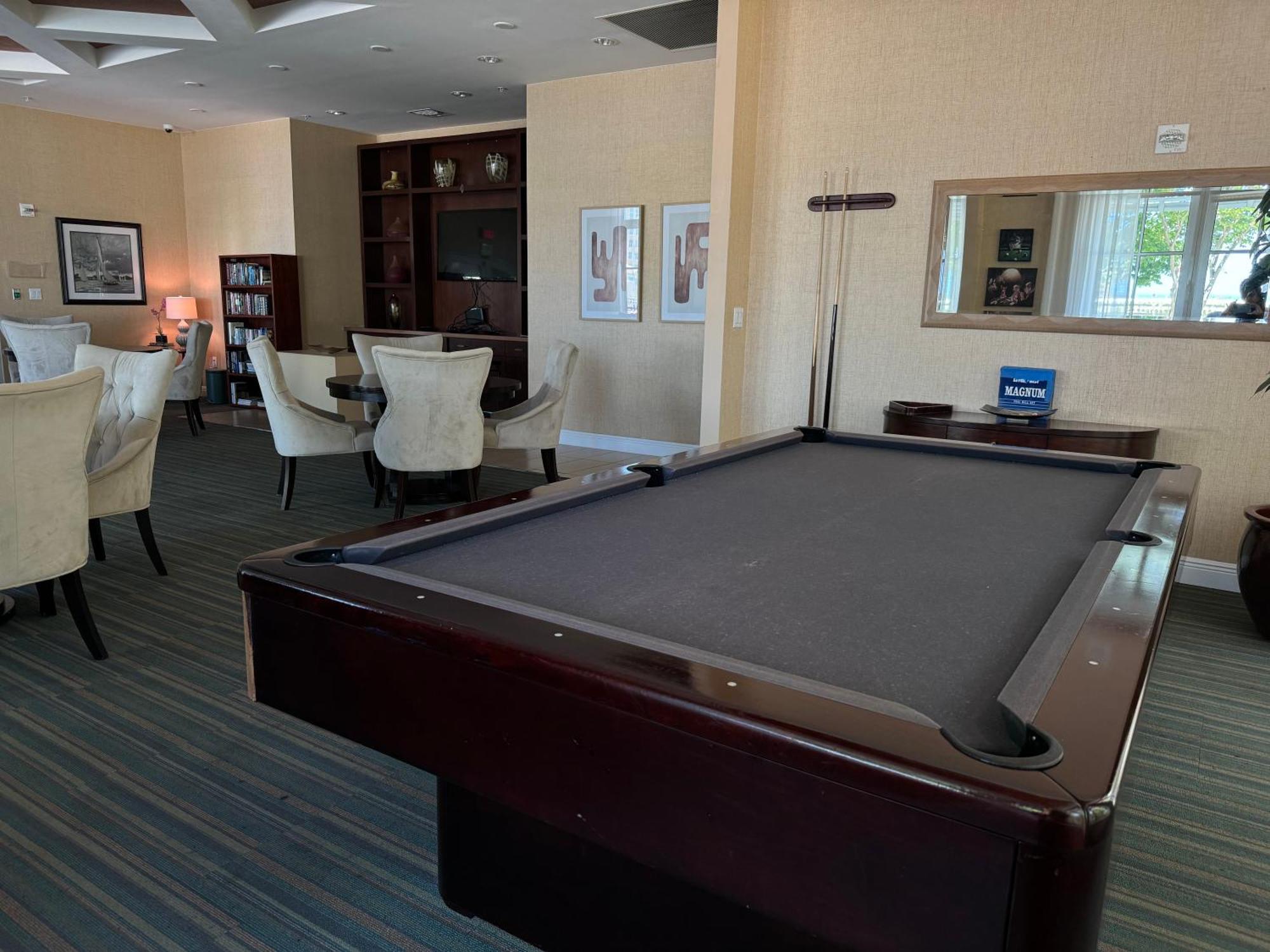 Luxury Suite Oasis บอยน์ทันบีช ภายนอก รูปภาพ